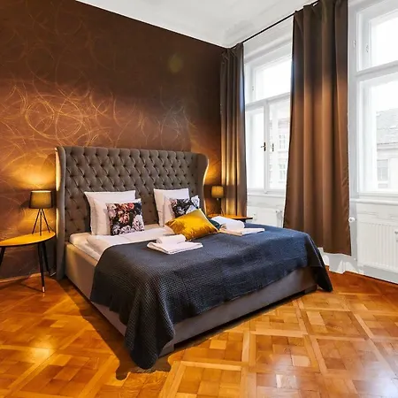 Royal Route Residence Lesser Town Prague Exterior photo
